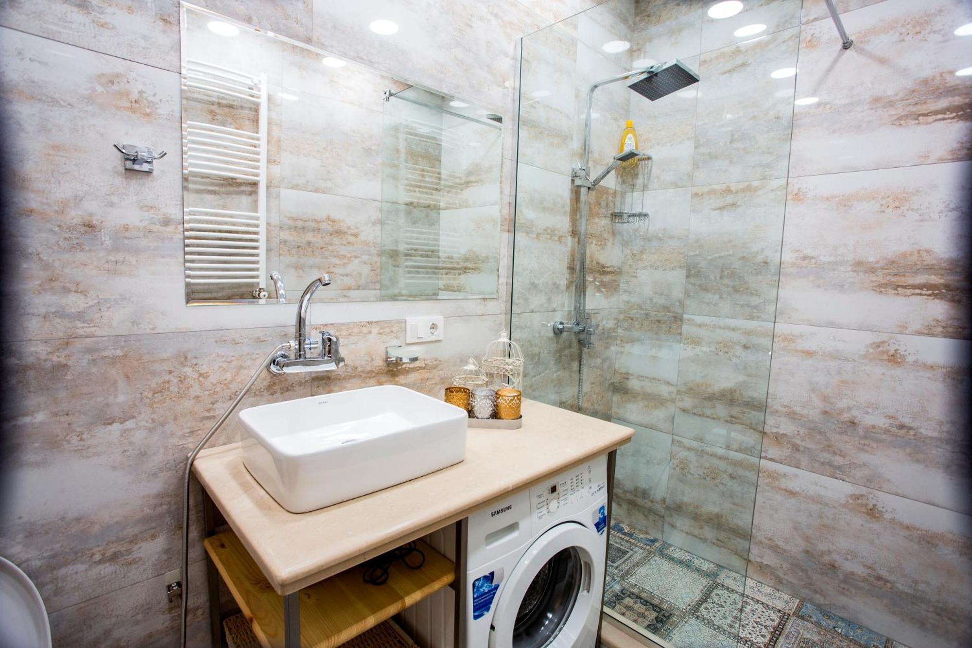 Yellow Apartment In Avlabari Tbilisi Exterior foto